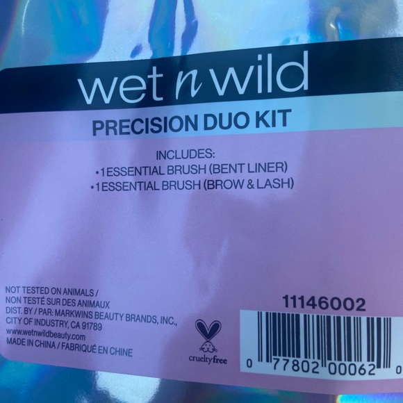 Wet n Wild eye precision eye kit NWT - Picture 2 of 2